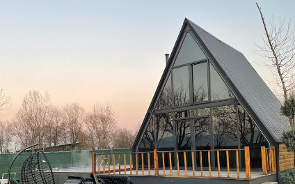 Sapanca Gölüne Sıfır Göl Manzaralı Jakuzili Isıtmalı Havuzlu Suit Bungalov Ev | İlan No: 0015